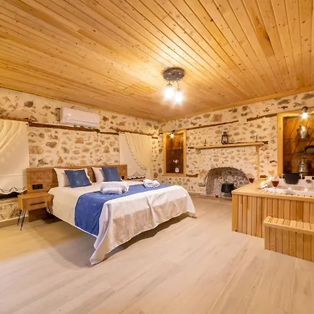 Nostalji Kalkan Bezirganda Havuzlu Bezirgan